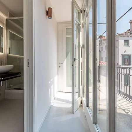 La Finestra Sulle Beccarie 4* Velence