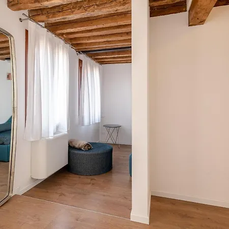 Πανσιόν La Finestra Sulle Beccarie 4*