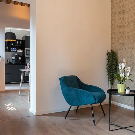 La Finestra Sulle Beccarie 4*