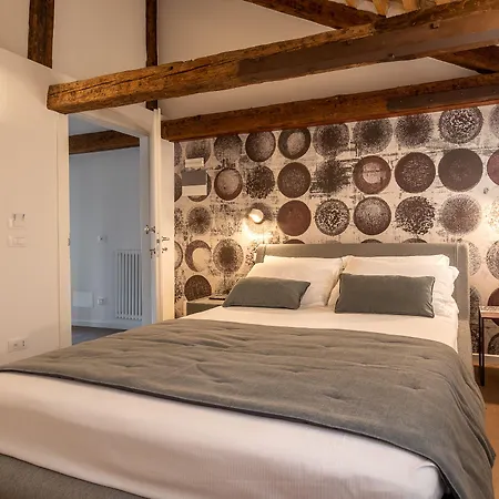 La Finestra Sulle Beccarie Πανσιόν 4*