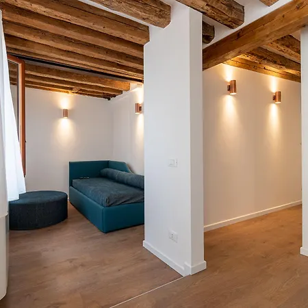 La Finestra Sulle Beccarie 4*