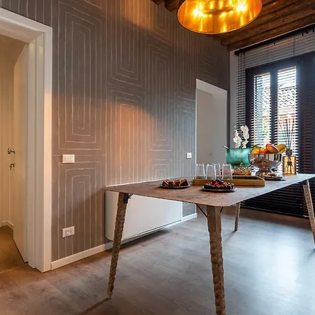 La Finestra Sulle Beccarie Πανσιόν 4*