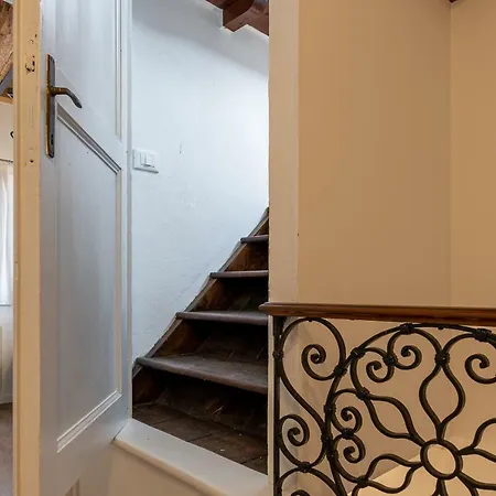 La Finestra Sulle Beccarie Πανσιόν Βενετία