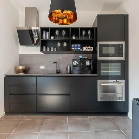 La Finestra Sulle Beccarie