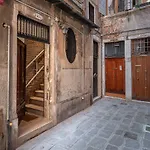 La Finestra Sulle Beccarie Pensionat Venedig