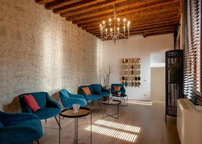 Gasthof La Finestra Sulle Beccarie 4*