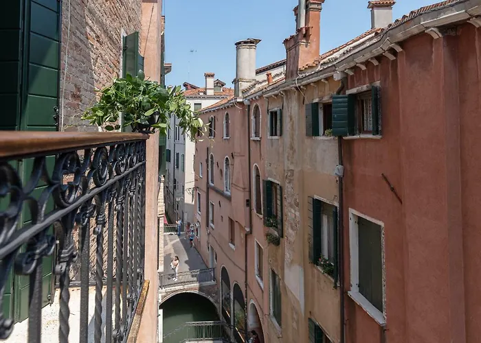 La Finestra Sulle Beccarie Venedig