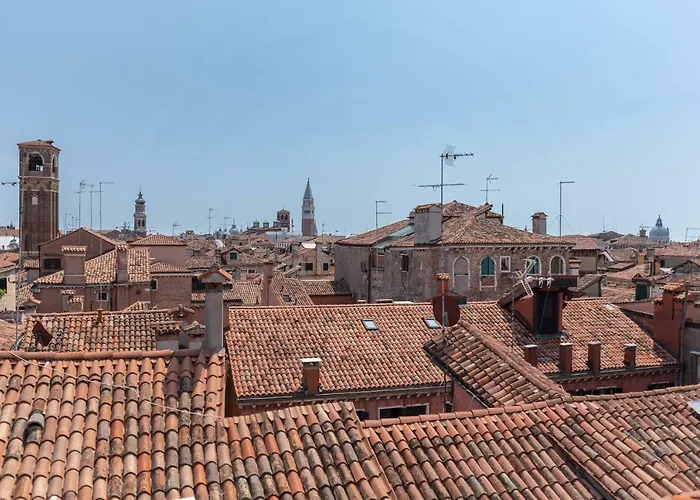 Gasthof La Finestra Sulle Beccarie